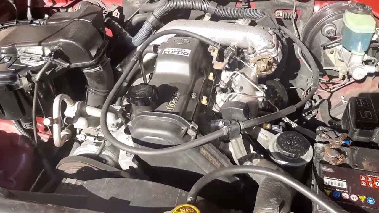 Toyota Lancruiser with engine damaged due to lack of lubrication, the oil pump FAILED