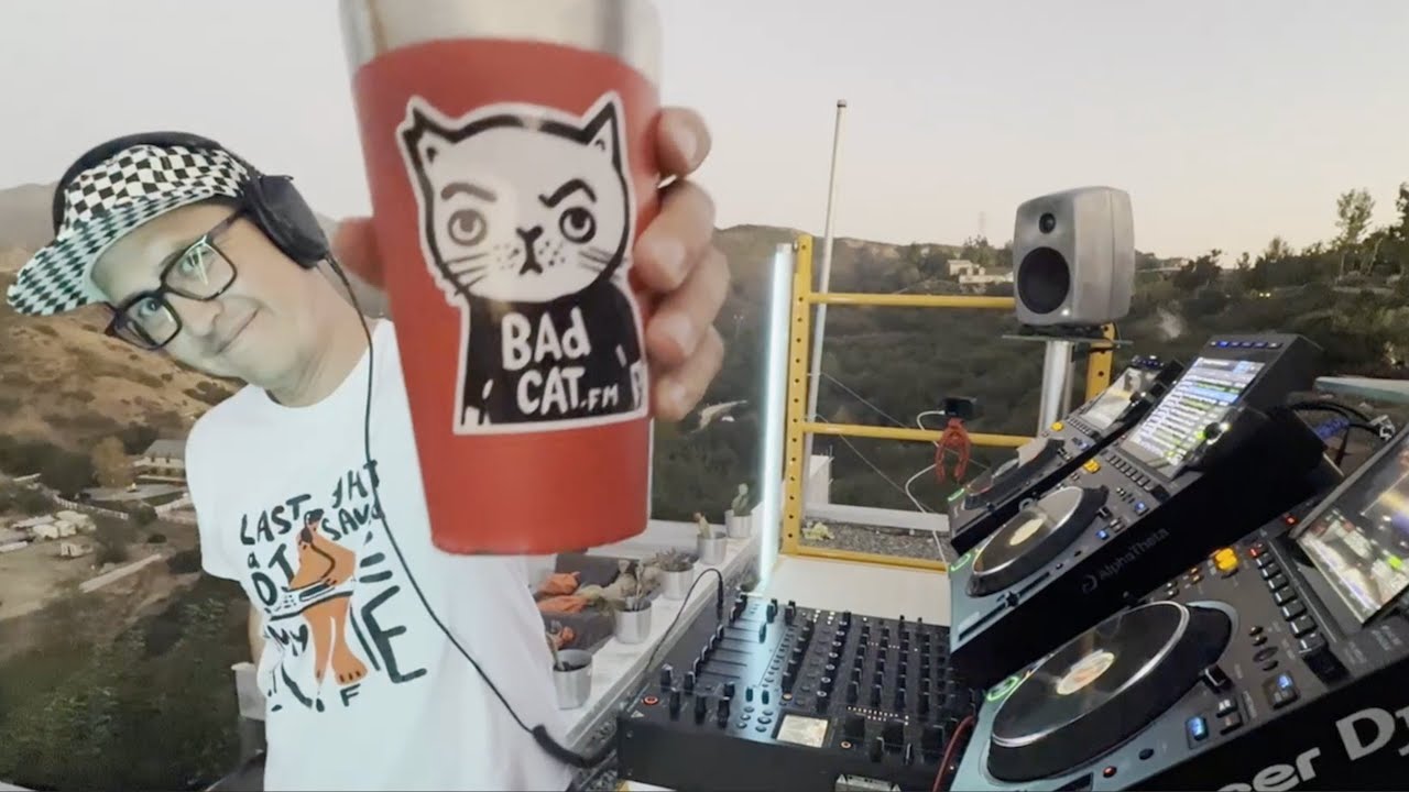 Badcat.fm 011 - Twilight Sessions with Riskie (LA) (@riskie_la instagram)