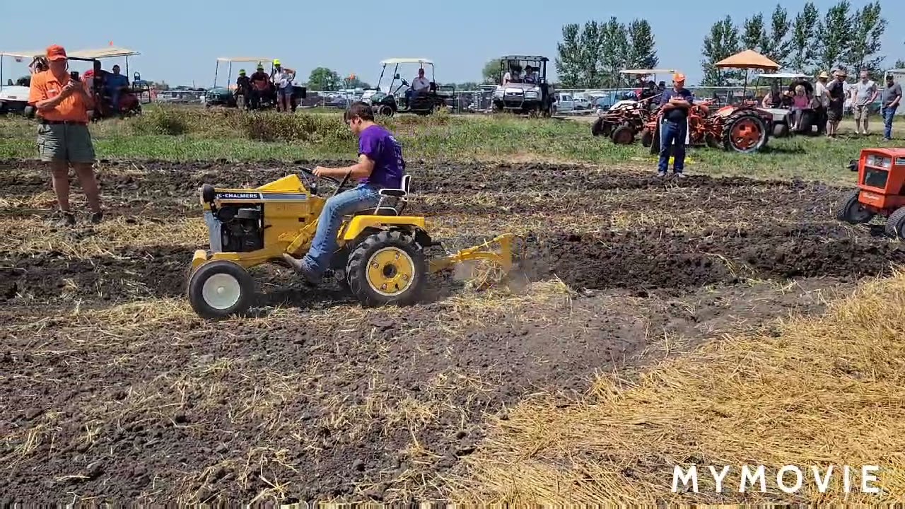 2021 Orange Spectacular,  Allis Chalmers tractor show