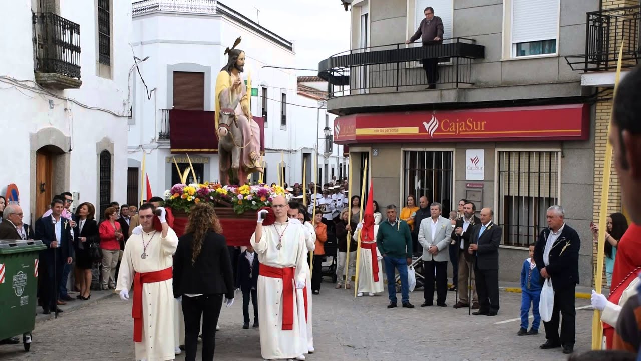 Entrada Plazoleta Peñas.Procesión Borriquita Villaralto 2015.