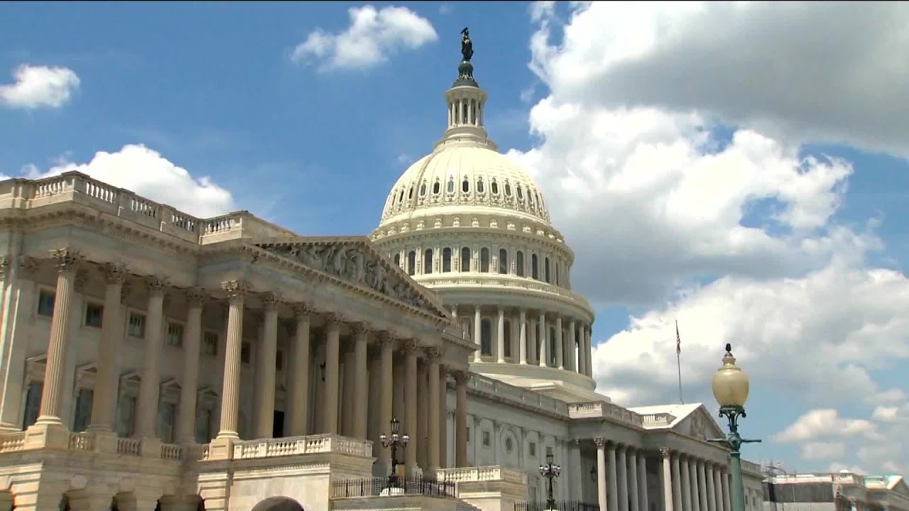 House rejects bill requiring aircraft locator systems to prevent midair collisions like last year's