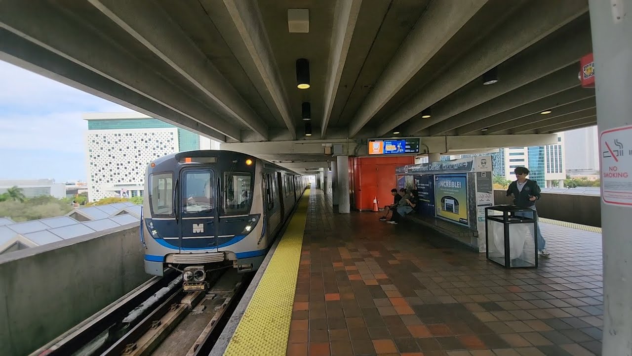 Miami Metrorail Southbound Orange Line train ride from Government Center to Dadeland North Station.