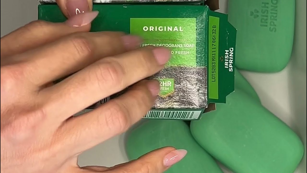 Green Soap ASMR | Thick Suds + Sponge Squeeze | No Talking Relaxing Sounds