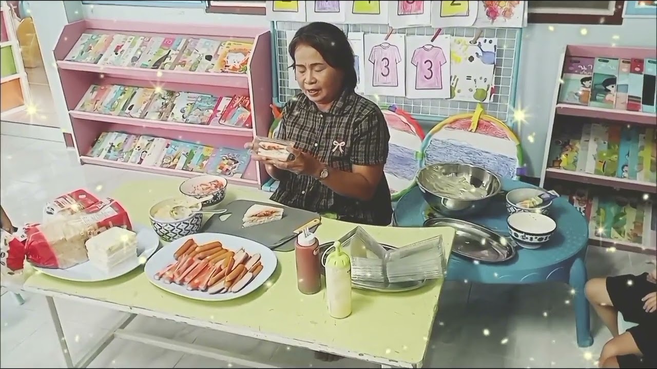 แซนวิชไส้ปูอัดมายองเนส
