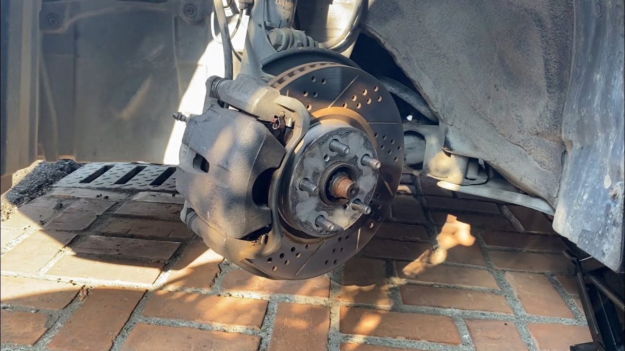 豐田TOYOTA new wish 煞車來令片 煞車皮更換教學示範 Brake system replacement #wish #toyota #brake
