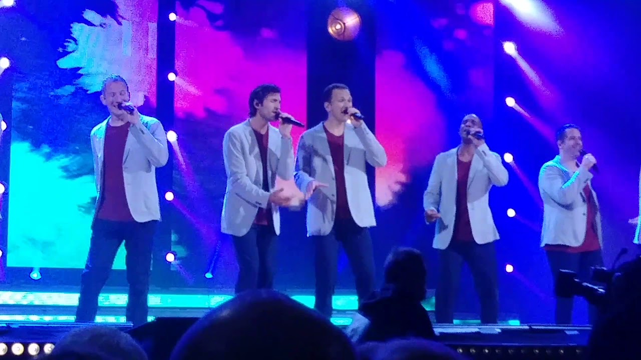 Intros and Lean On Me - Straight No Chaser - PBS Special 8.10.19
