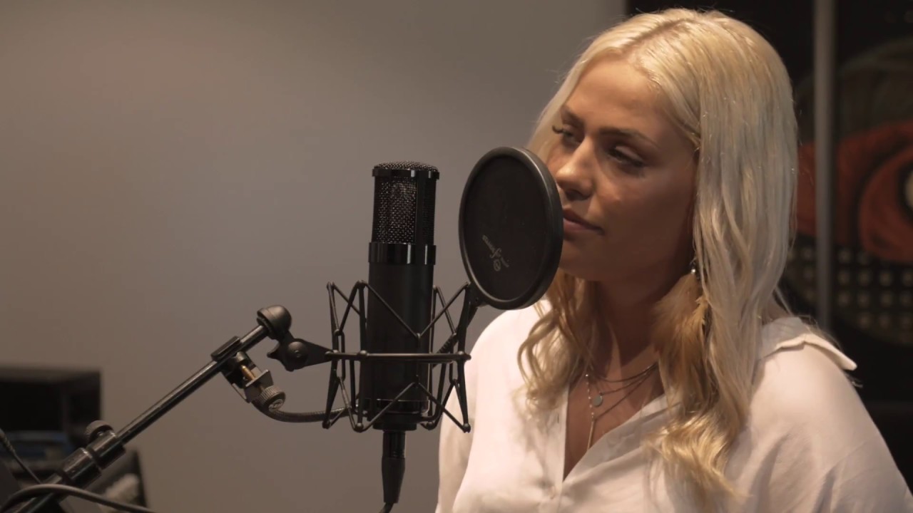 Wake Me Up (Avicii) - Klara Hammarström Cover