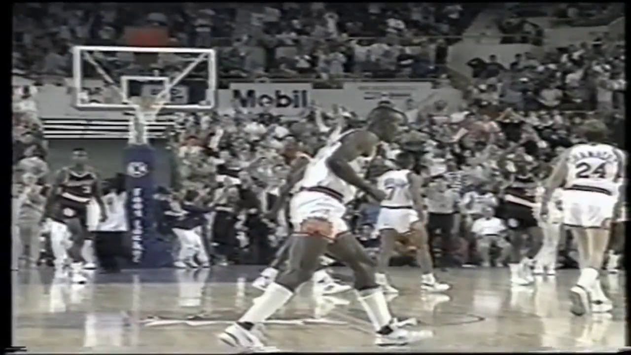 Eddie Johnson game winner vs Portland - 1989/11/15
