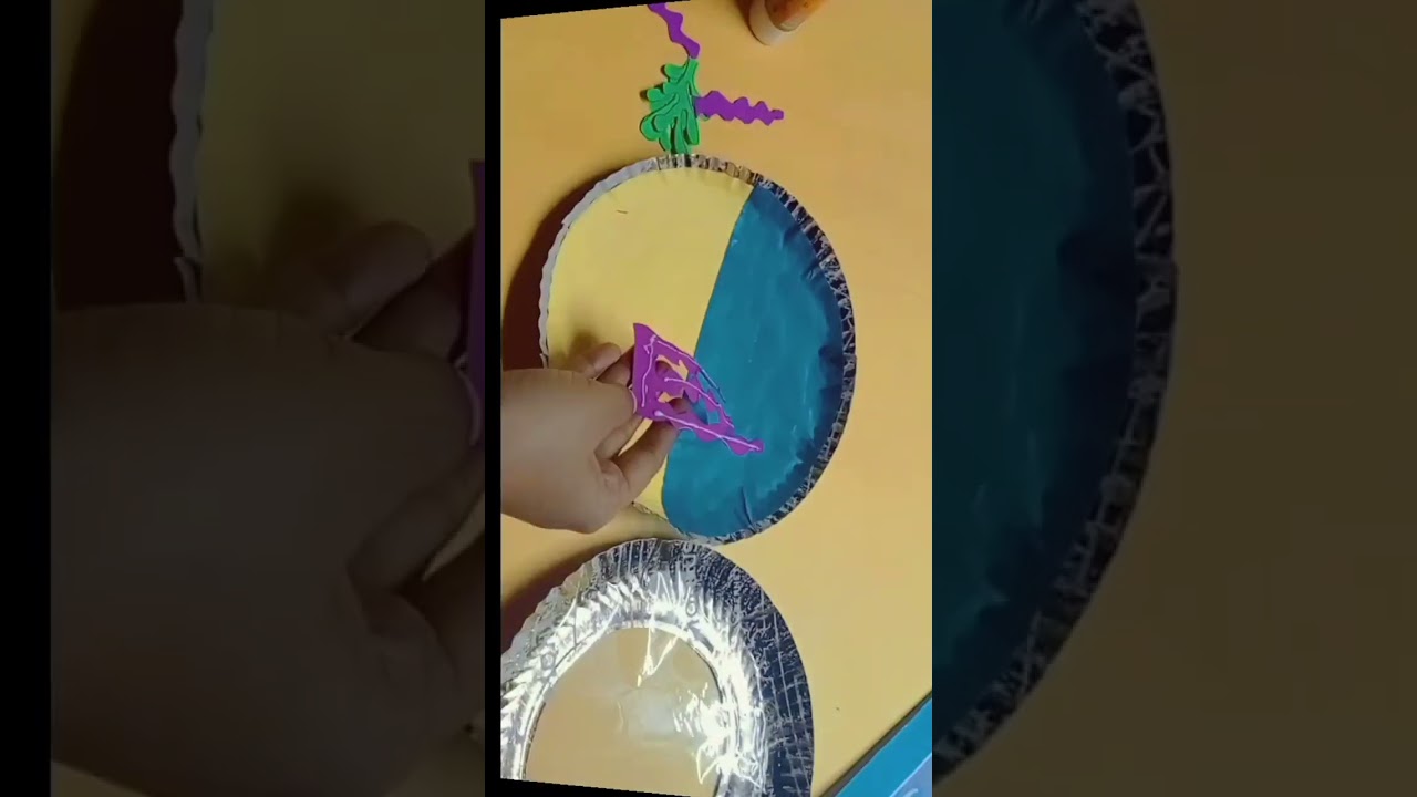 Beautiful fish aquarium of paper plate 