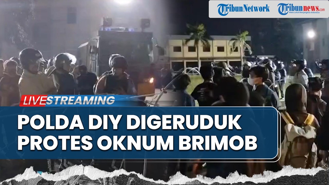 🔴BREAKING NEWS: Ricuh! Massa Kepung Mapolda DIY Protes Penganiayaan Brimob di Maluku, Pagar Ambruk