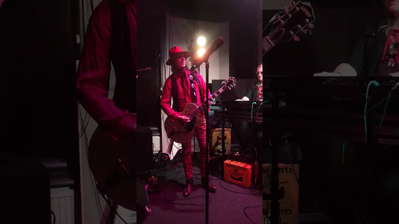 Pyh&auml;t Nuket-Syyskuu  live Varjobaari 29.11.2025