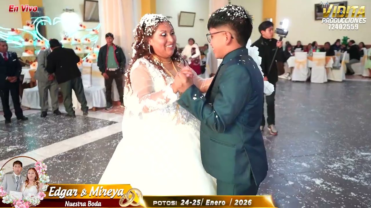 Vals de Honor de los Flamantes Esposos 