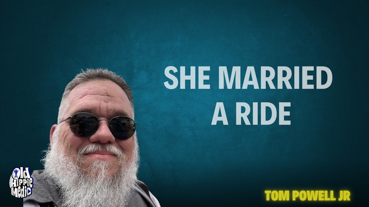 A 56-Year-Old Florida Woman Has Been Married To A Carnival Ride Since 1981 — His Name Is Bruce