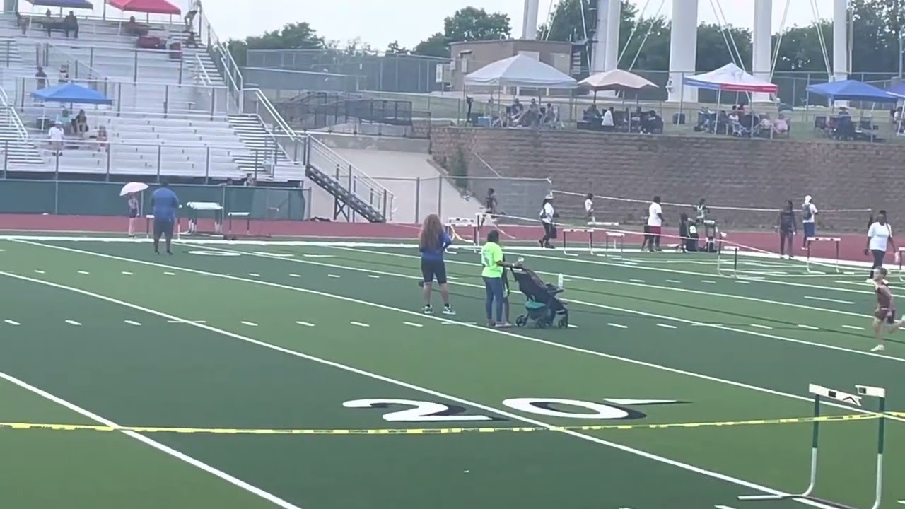 200m dash #TAAF #EOS #KSavage #trackandfield