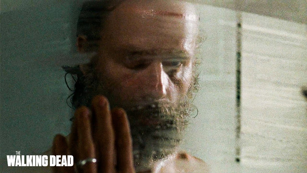 Rick Shaves His Beard - The Walking Dead