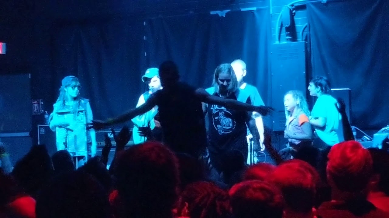 Days N' Daze - Wholesale Failure @ Club Red