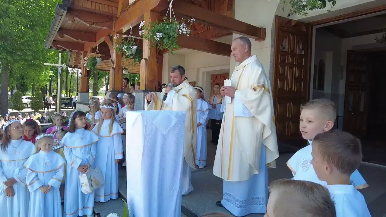 3 VI 2021 r. - procesja eucharystyczna Bożego Ciała - parafia NMP Wspomożenia Wiernych w Skawie