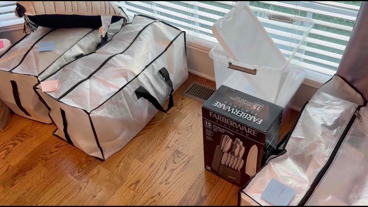 Holds enough for college?  Struggling with Storage & Moving?  Heavy-Duty Durable Storage Moving Bags