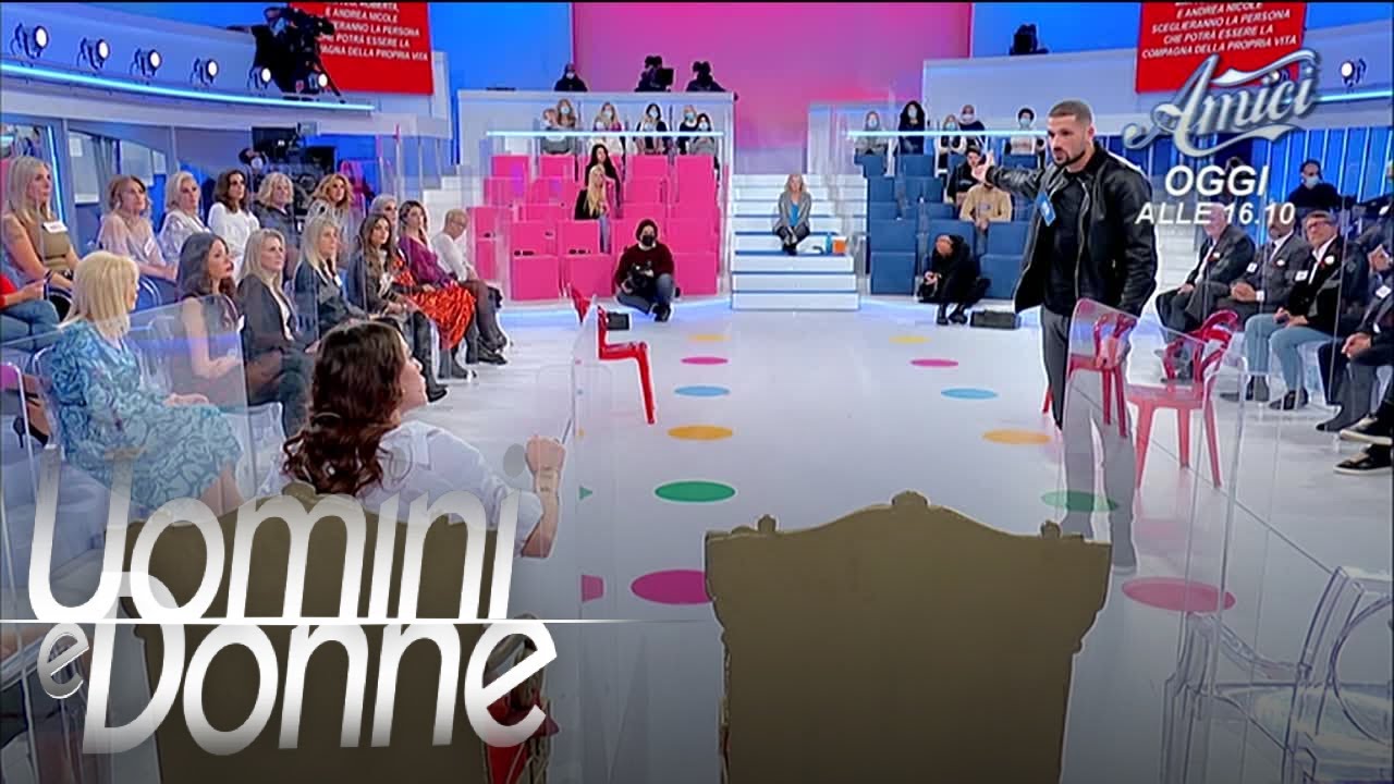 Uomini e Donne, Trono Classico - La discussione tra Roberta e Luca