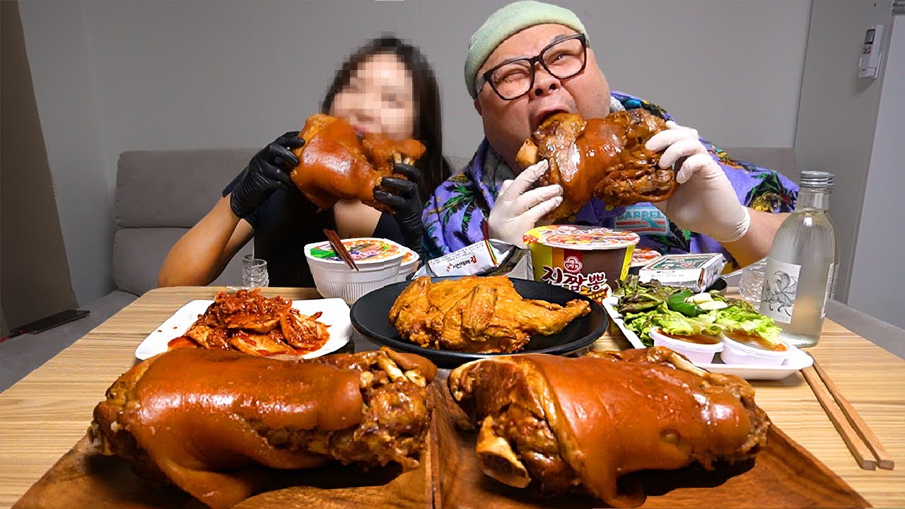통시리즈~나만큼 먹는 그녀와 주말│Braised Pigs' Feet& Fried Chicken Mukbang Eatingshow