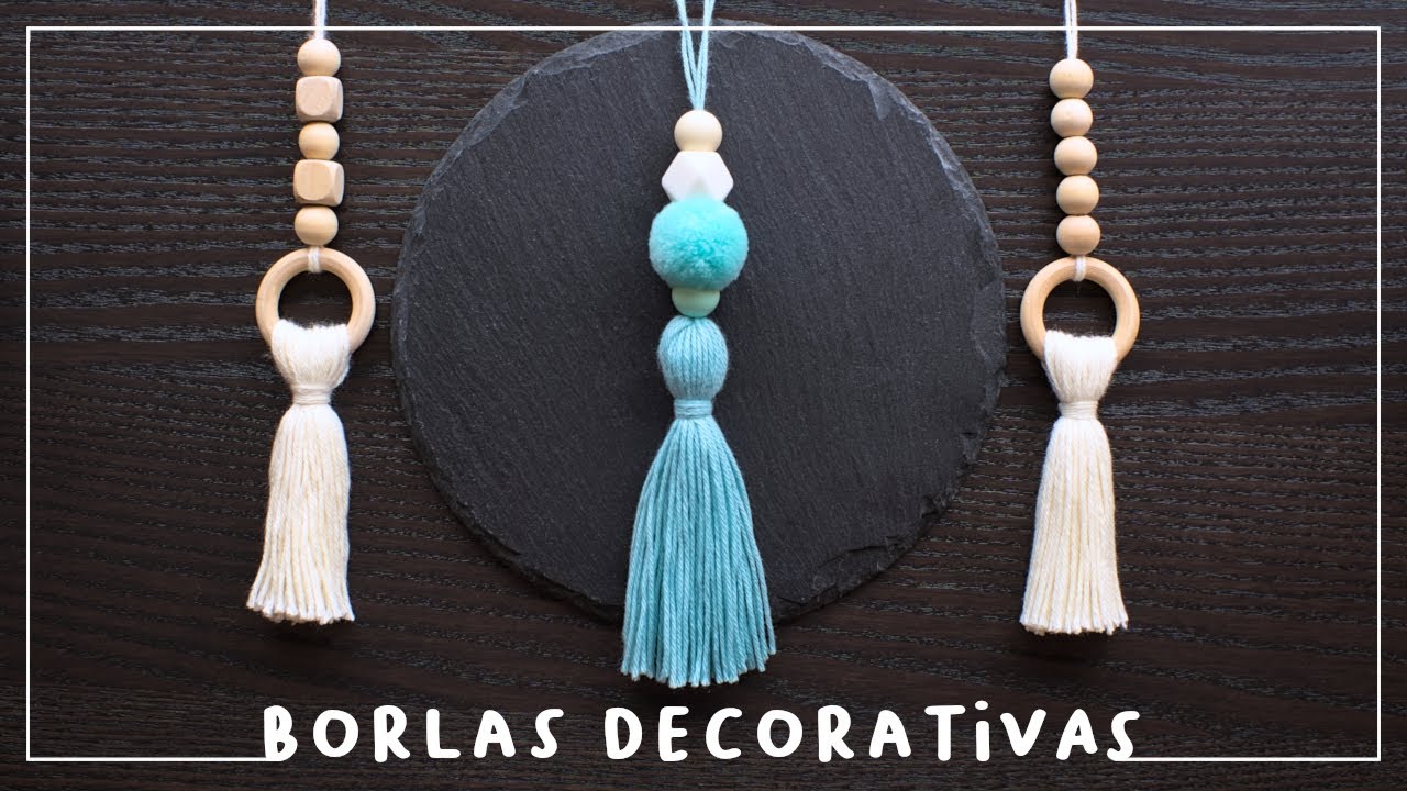 Cómo hacer BORLAS de HILO DECORATIVAS con POMPONES y CUENTAS