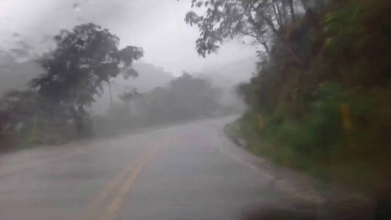 Consejos para Manejar bajo la Lluvia