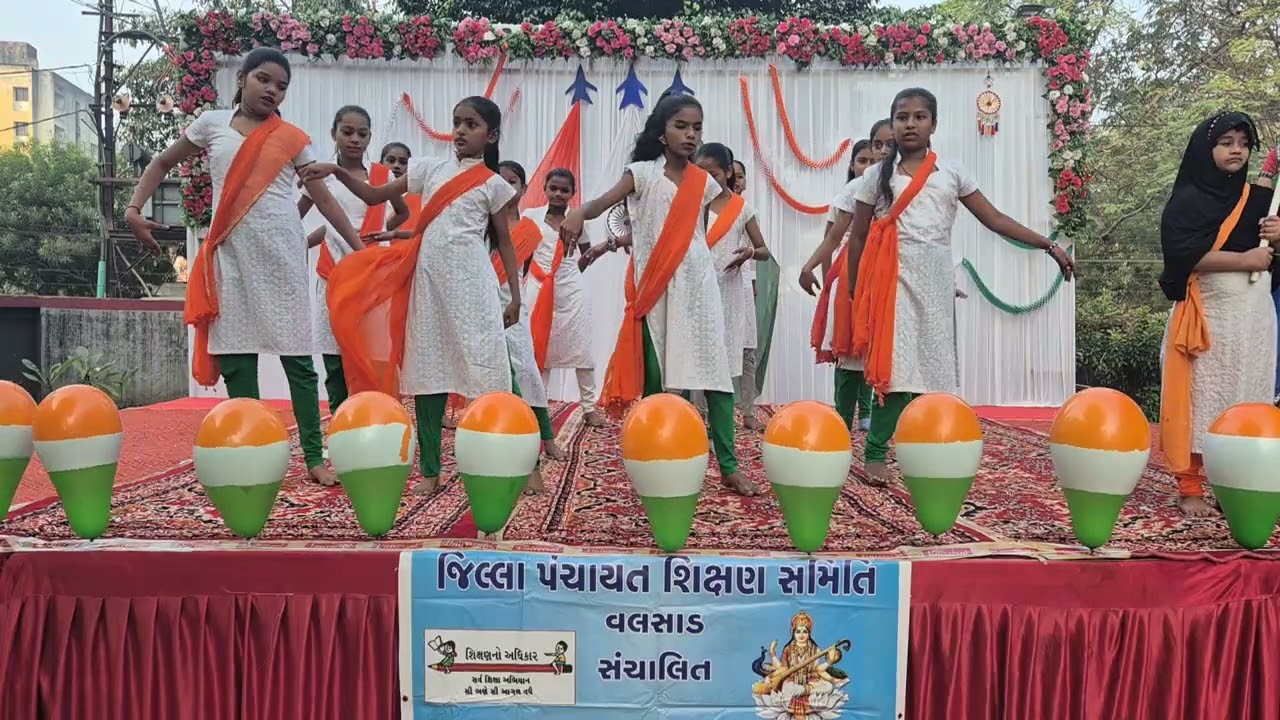 Desh bhakti geet rimix mukhya kanya shala 