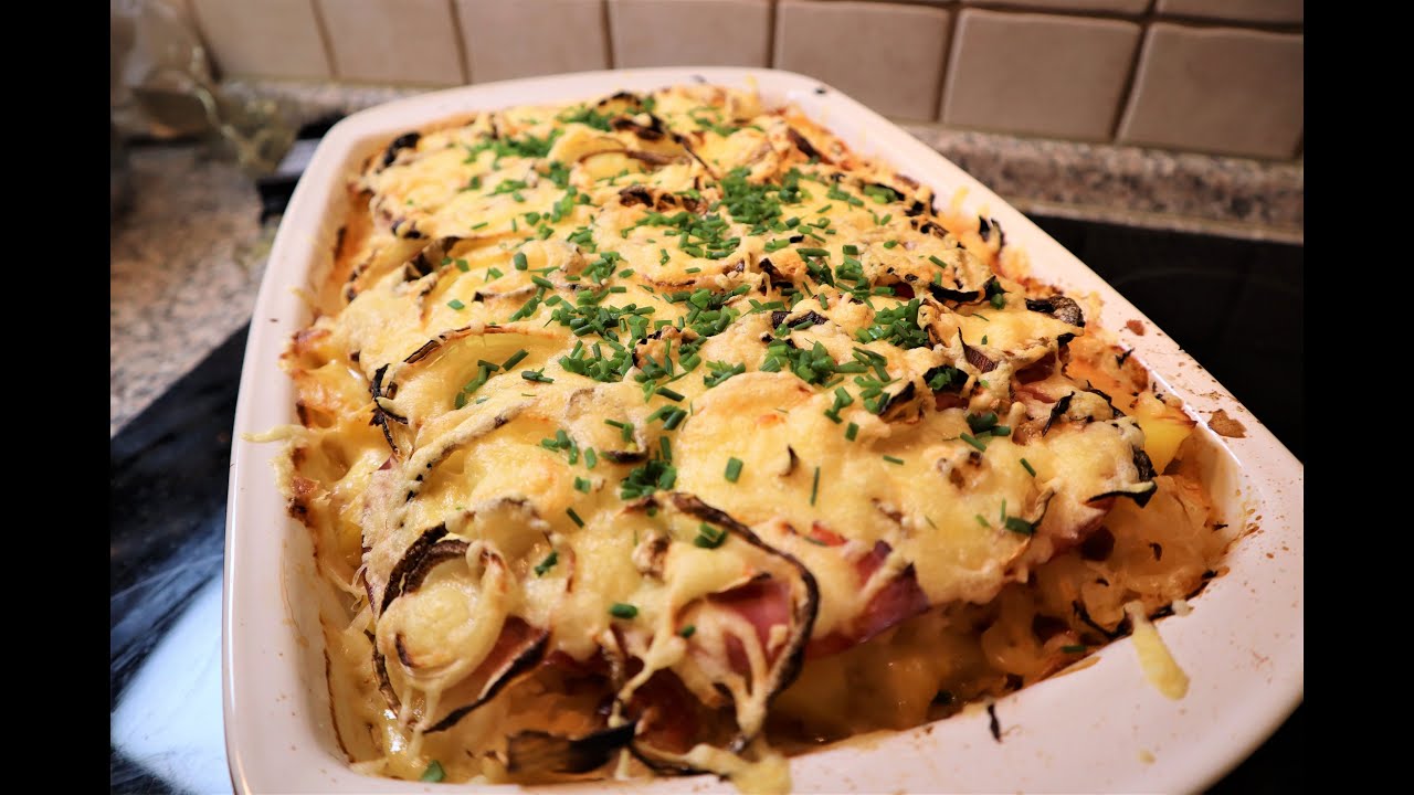 Sauerkraut mal anders! Sauerkraut Kartoffelauflauf mit Schinken und Speck