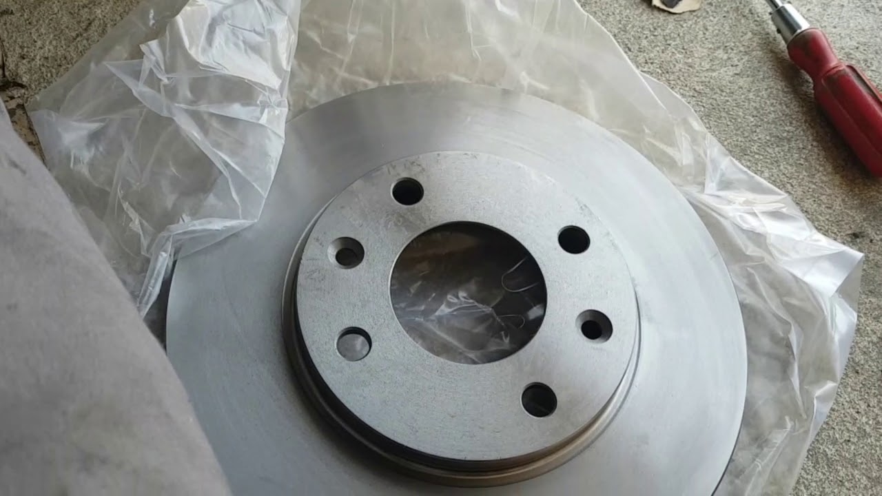 changement disques et plaquettes sur Peugeot 206