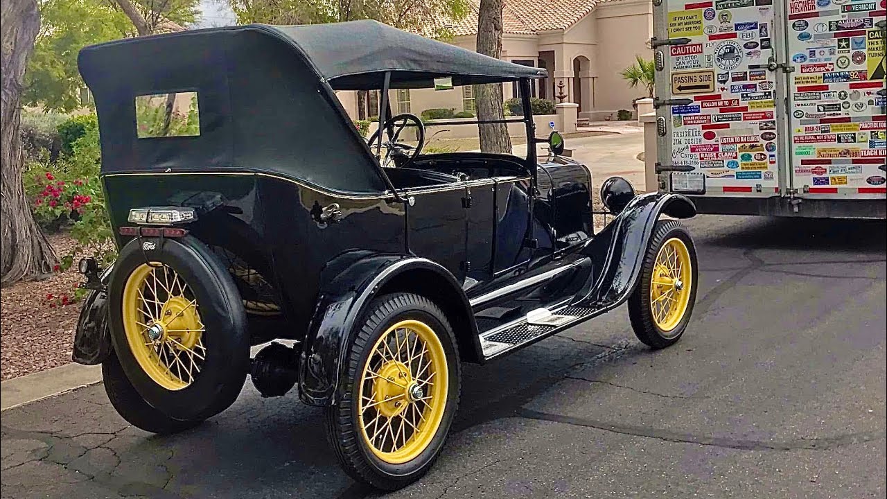 Экскурсия по гаражу и месту доставки автомобиля Model T 1927 года выпуска.