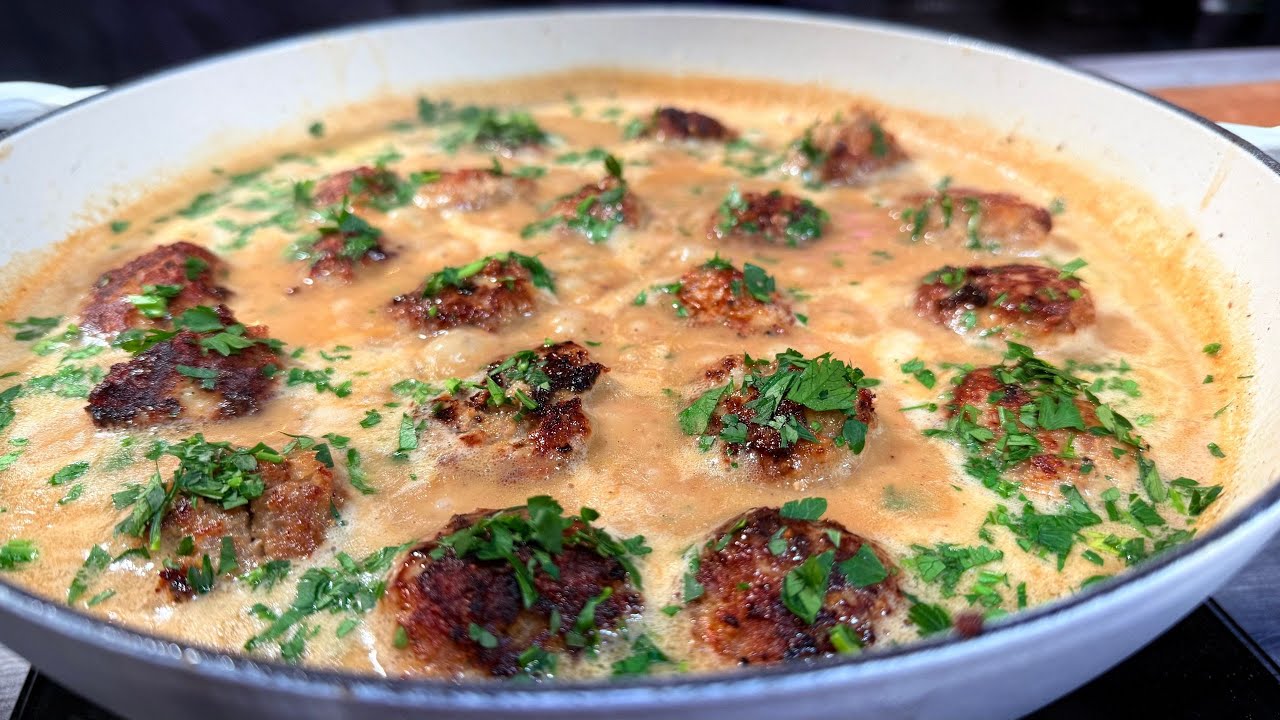 Szwedzkie Klopsiki Köttbullar – Klasyczny Przepis z Północy!pomysł na obiad