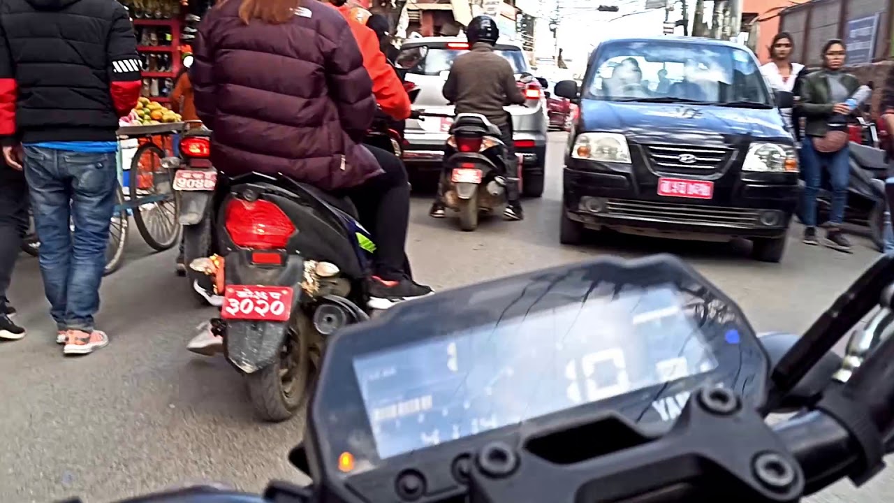 YAMAHA MT-15 CRASHED AT BUSY HIGHWAY IN NEPAL | 2019