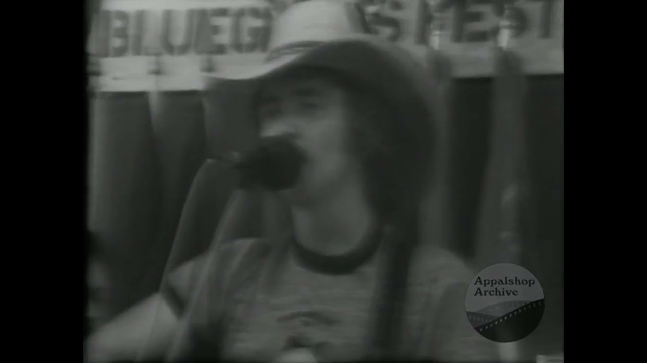 J.D. Crowe and the New South live at the 1978 Shriners' Bluegrass Festival (VIDEO)
