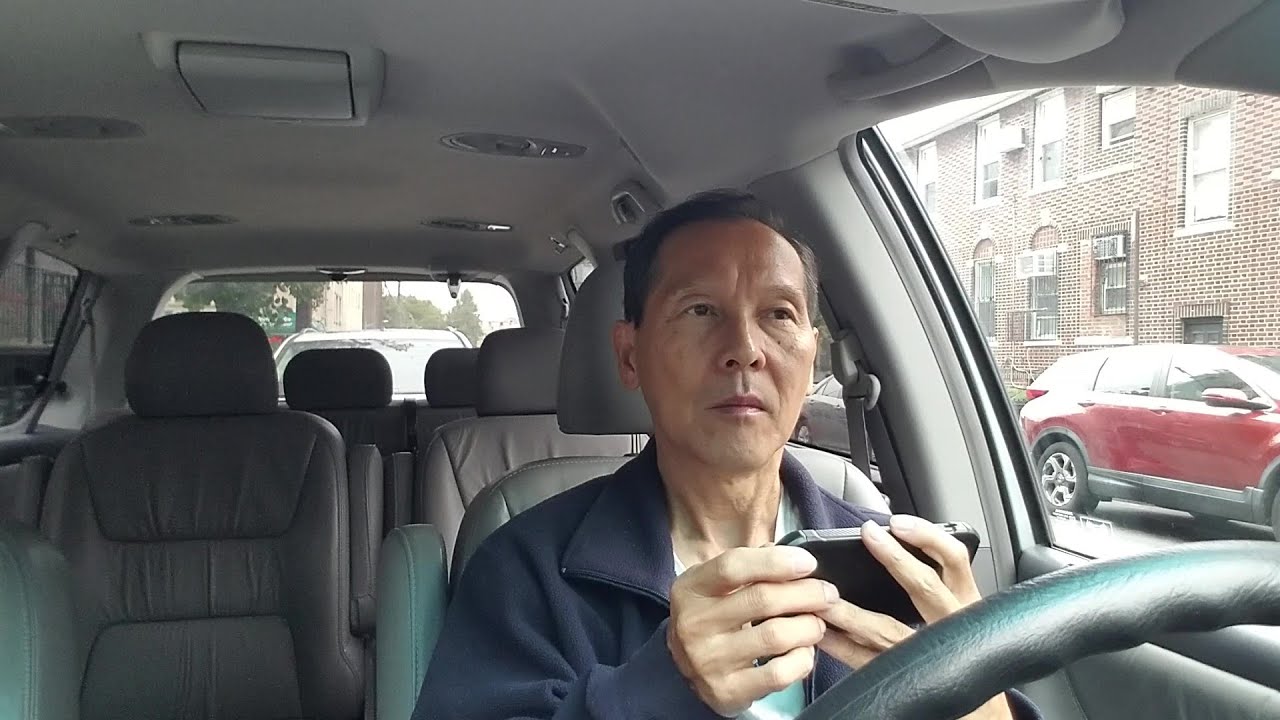 Bà Ngoại Hồi Xuân U71 Việt Kiều Mỹ tuyển chọn phi công trẻ VN 42t trở xuống - Xem Tướng Chạy Mất Dép