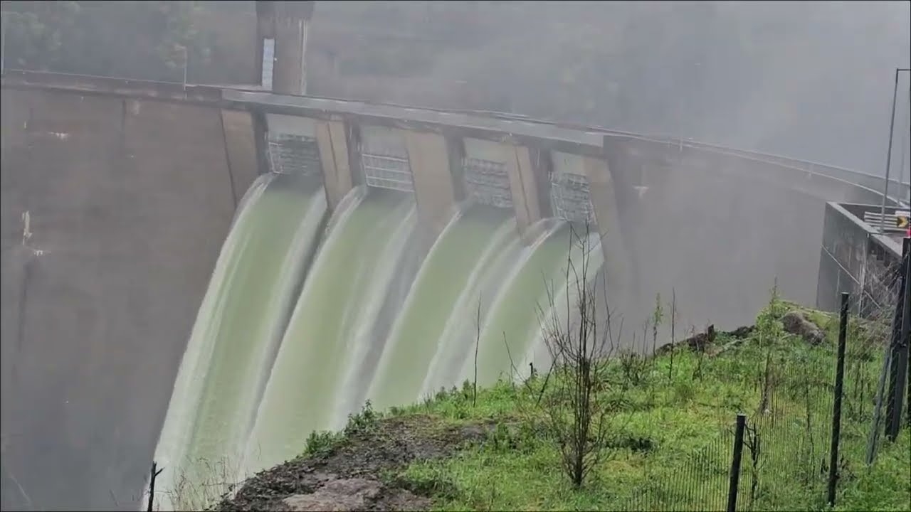 😲Descarga da Barragem da Caniçada - Vieira do Minho - Terras de Bouro - Gerês