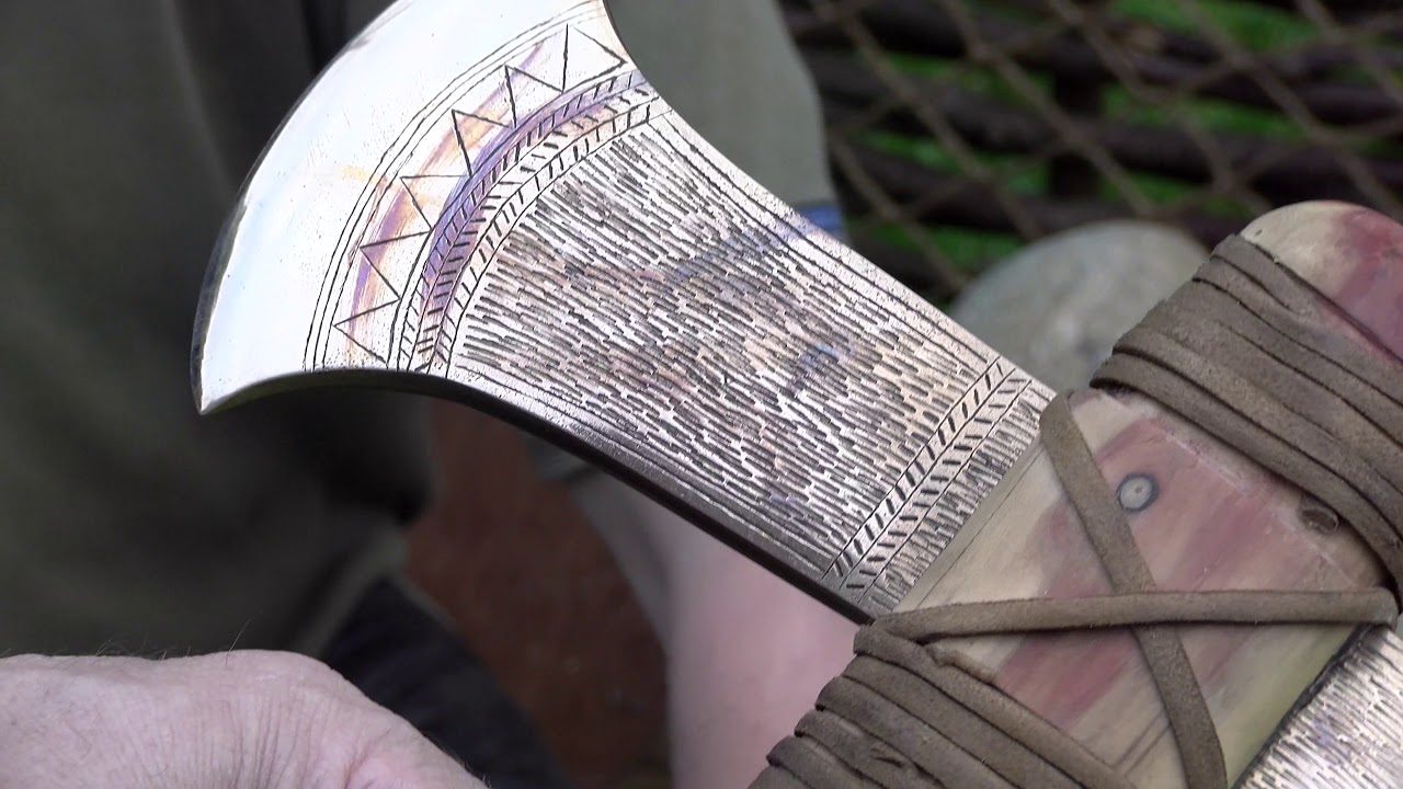 HORSE DUNG FURNACE POWER! BRONZE AGE CAST AXE HEADS AT THE BUSHCRAFT SHOW 2018