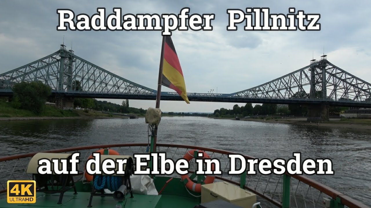 Fahrt mit dem Raddampfer Pillnitz auf der Elbe in Dresden