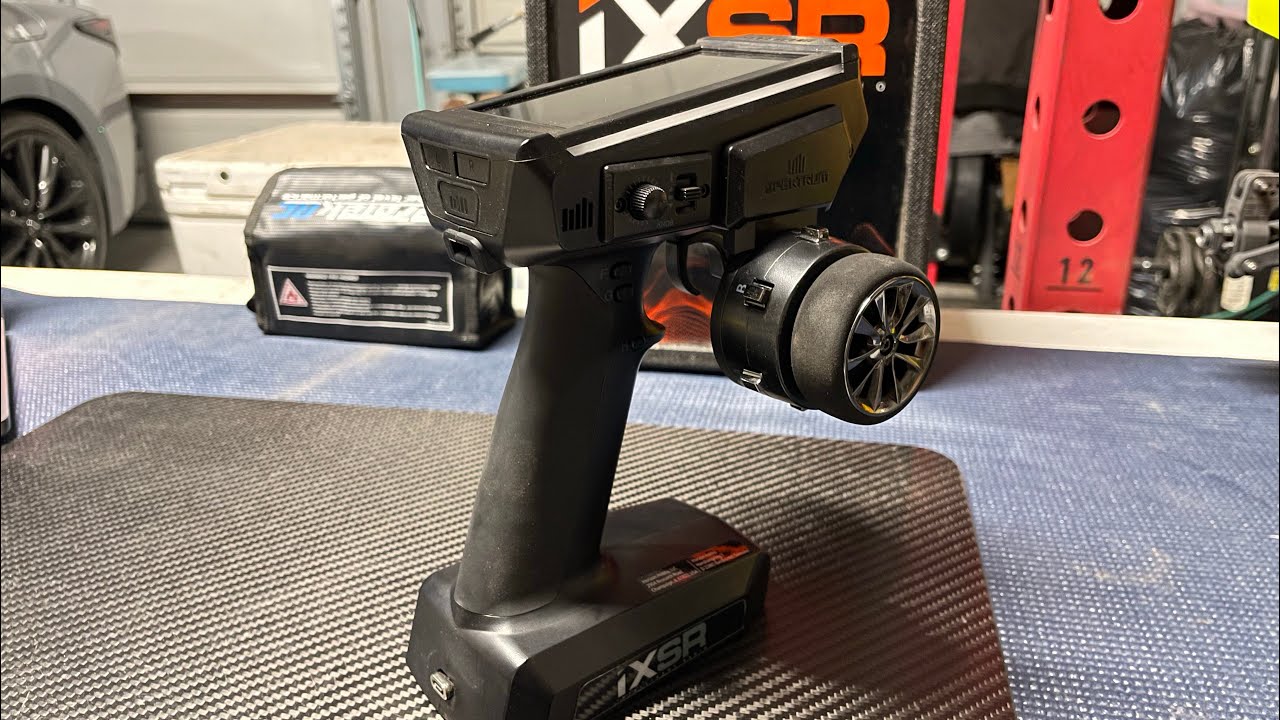 Spektrum IXSR Race Review!