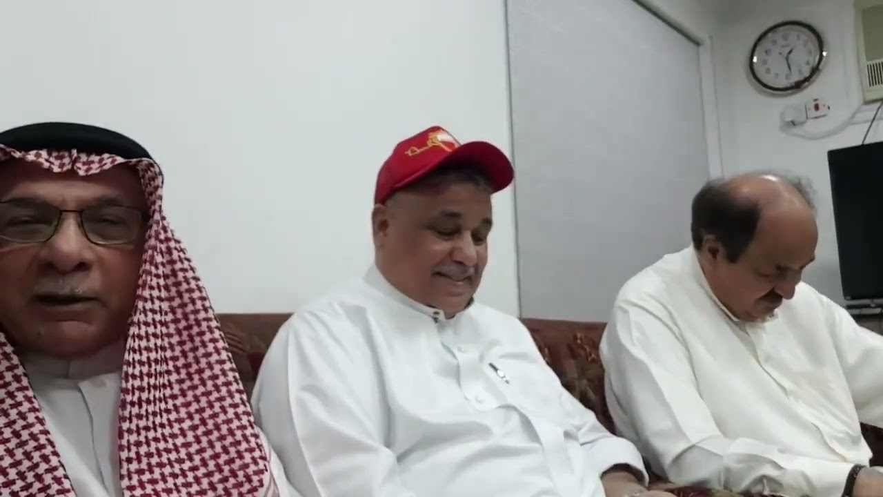 لقاء جمع الفنان البحريني يعقوب بو مطيع وجعفر حبيب والشاعر يعقوب القمر وأجرى اللقاء الأخ محمد البصري