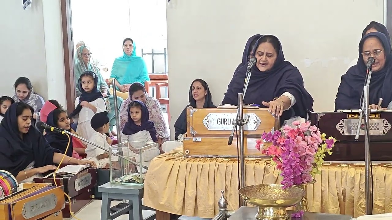 Shabad and Kirtan at the Chennai Gurudwara during the monthly Dewan 22nd Feb, 2022