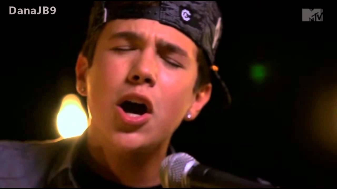 Austin Mahone- Say Somethin (Live on MTV)