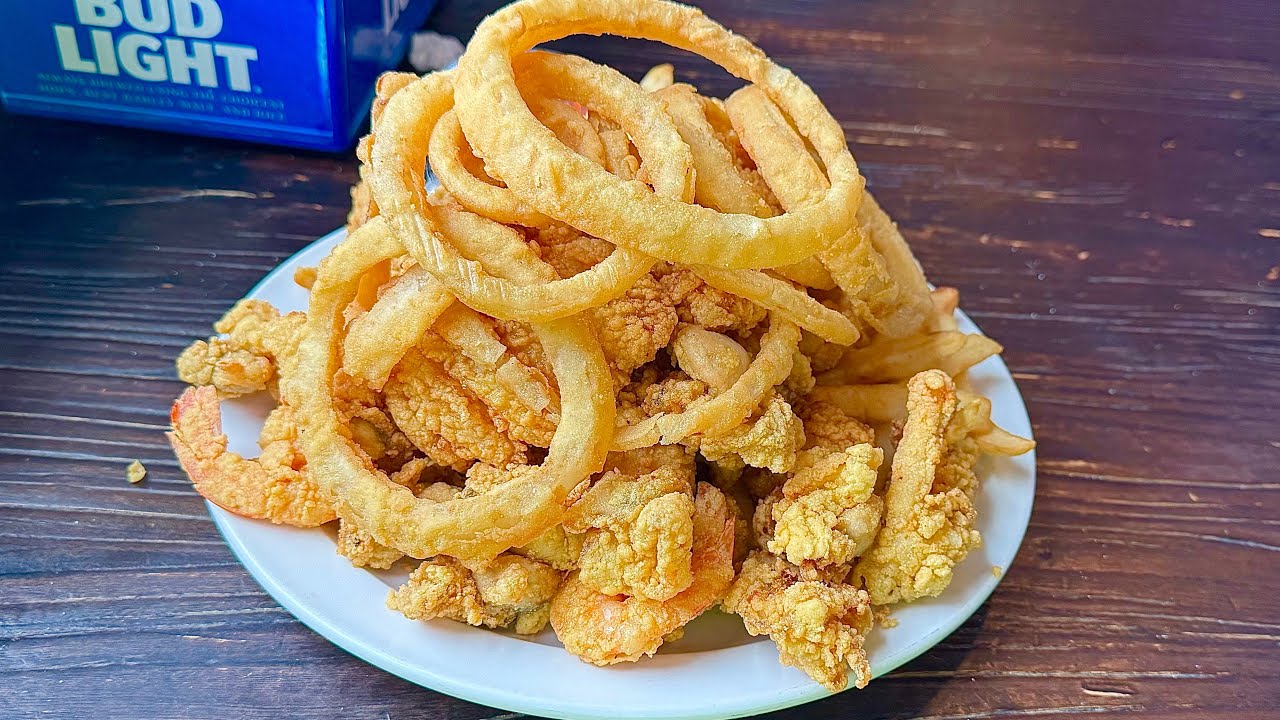 The REAL Best Fried Clams in the Boston Area! Belle Isle Seafood Review!!!