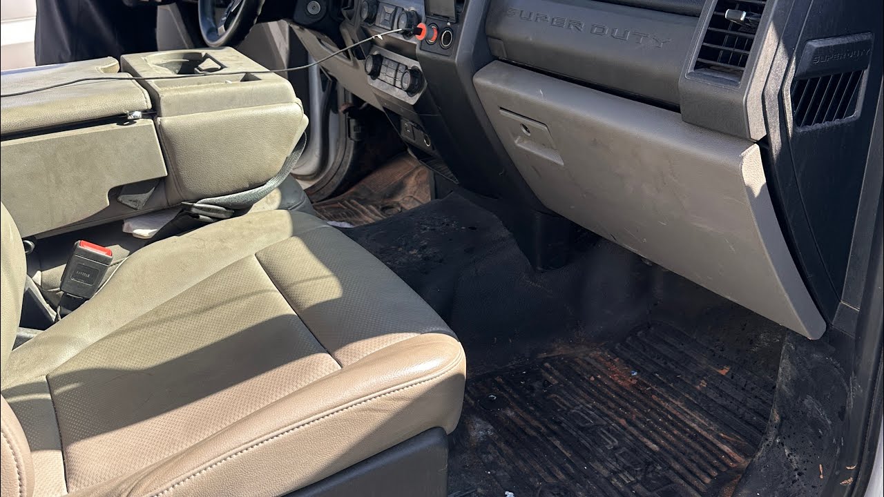 Dirty F350 Work Truck | Full Detail