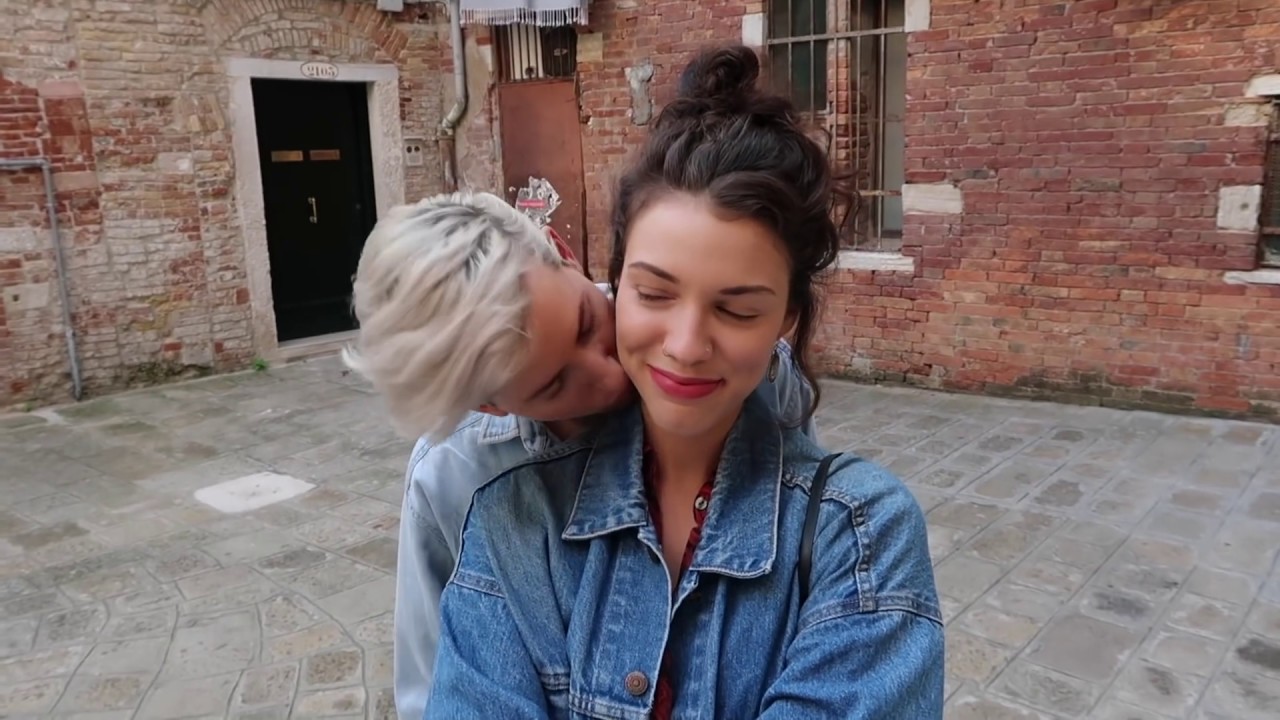 Venice, Italy - Lesbian Couple Romantic Vlog