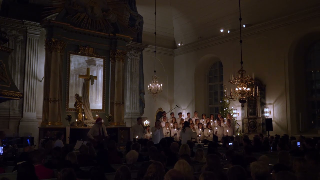 Lit é Sång, Lucia 2022 - Driving home for Christmas