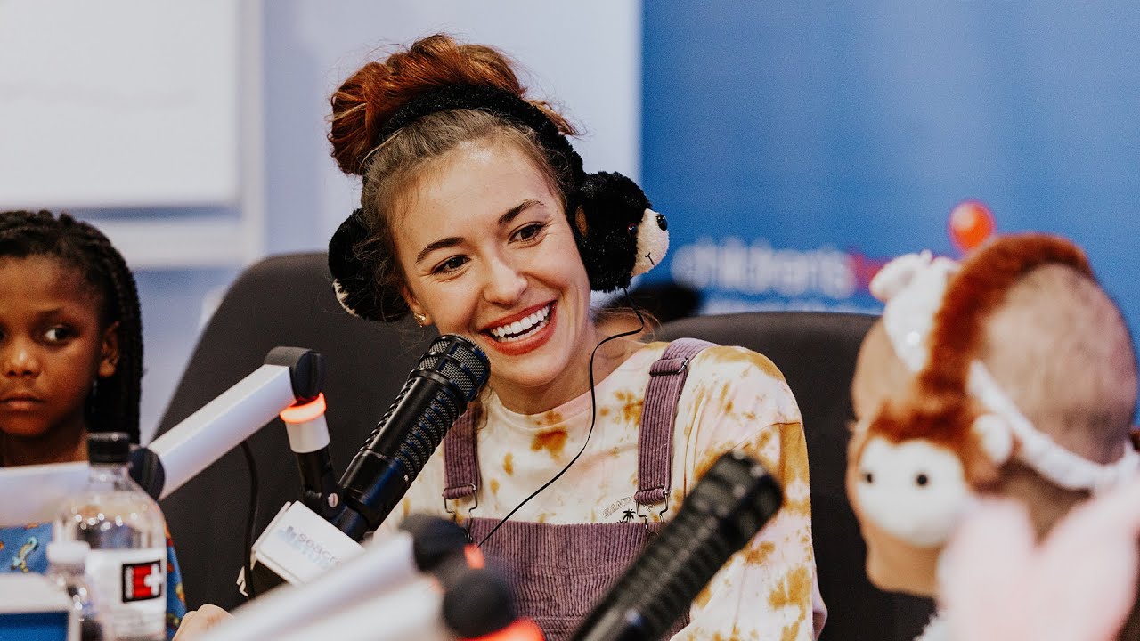 Lauren Daigle Visits Seacrest Studios at Children’s Health
