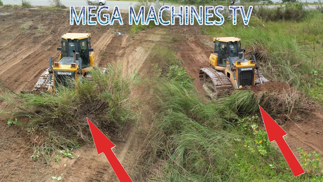 The best Bulldozer SHANTUI DH17C2, Bulldozer Push  Forest And Soil​