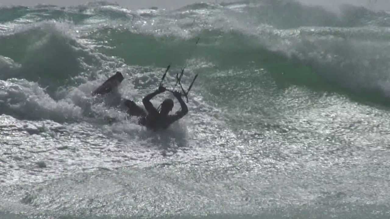 Cabo Verde Shore Break Santa Maria do Sal windsurf & kitesurf