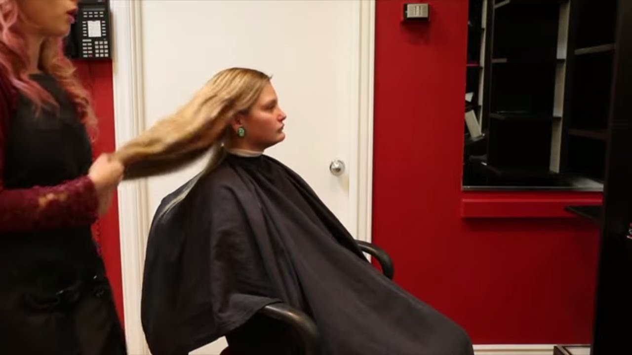 Dorissa AZ - Pt 2: She Shaves Her Head Completely Bald (Free Video)