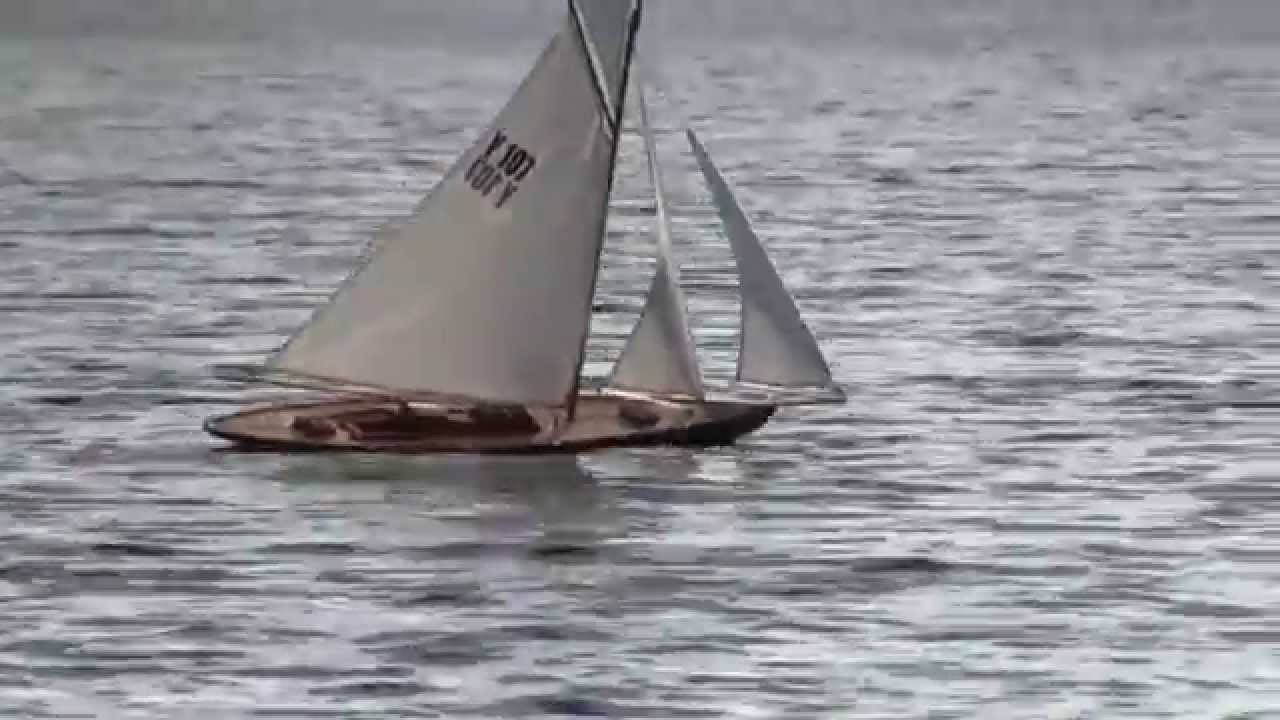 voilier YOUPI 107